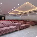 Snj Taj Grand
